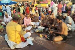 tarpan-shraddha-haridwar-ganga-snan_1633490540