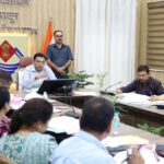 लगभग 900 बीघा भूमि पर जिला प्रशासन ने लहराया अपना परचमः