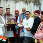 मुख्यमंत्री श्री पुष्कर सिंह धामी से मुख्यमंत्री आवास पर बद्री-केदार मंदिर समिति के प्रतिनिधिमंडल ने मुलाकात की
