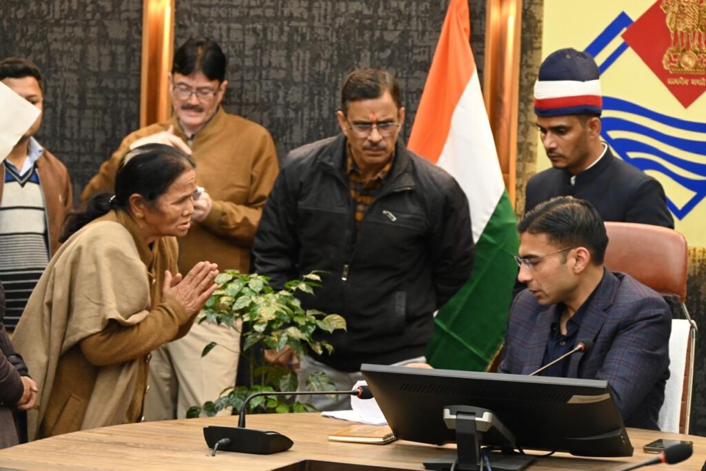 WhatsApp Image 2025-12-08 at 7.31.49 PM