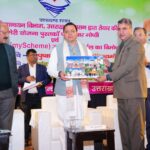 मुख्यमंत्री श्री पुष्कर सिंह धामी ने बुधवार को आई.आर.डी.टी ऑडिटोरियम, सर्वे चौक में कार्यक्रम क्रियान्वयन विभाग, उत्तराखण्ड द्वारा तैयार की गई ‘मेरी योजना’ पुस्तकों पर विचार गोष्ठी में प्रतिभाग किया