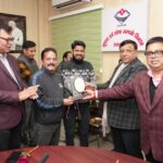 सूचना कर्मचारी संघ द्वारा आयोजित की गई इंडोर खेल प्रतियोगिता , विजेता प्रतिभागियों को महानिदेशक सूचना ने प्रदान किये पुरस्कार