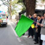 मुख्यमंत्री श्री पुष्कर सिंह धामी ने गुरूवार को मुख्यमंत्री कैम्प कार्यालय से “ग्रामीण गढ़वाल समग्र स्वास्थ्य सेवा परियोजना” के अंतर्गत मोबाइल मेडिकल यूनिट वाहनों का फ्लैग‑ऑफ किया