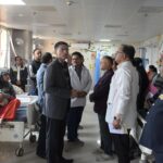 डीएम का कोरोनेशन निरीक्षण; पैथोलॉजी का समय 1 घंटे बढा; अनुबन्धित चंदन लैब की 24 घंटे उपस्थिति की पिछले 03 माह की रिपोर्ट तलब