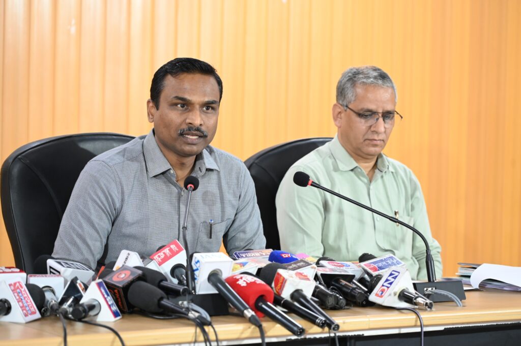 WhatsApp Image 2026-03-27 at 5.00.31 PM