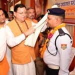 पुष्पवर्षा और चरण प्रक्षालन के साथ देवभूमि ने किया शिवभक्त कांवड़ियों का अभिनंदन